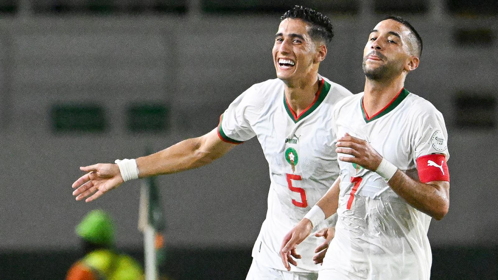 الفريق الوطني يؤكد على صلابة منظومته الدفاعية