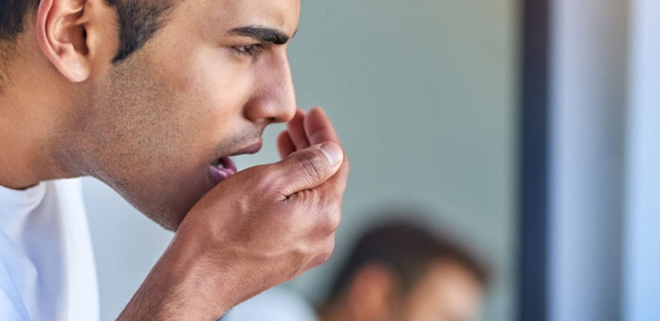 أسباب رائحة الفم الكريهة في رمضان