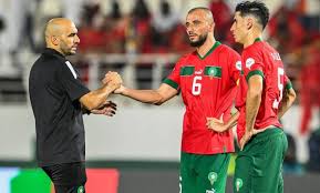 ركراكي: لا يجب إنتقاد العميد رومان سايس بحكم ما قدمه للمنتخب الوطني وغيابه ليس عقابا