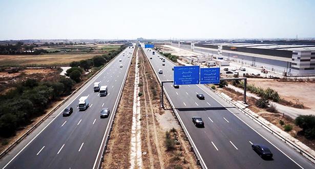 وزارة التجهيز والماء تدعو مستعملي الطرق إلى توخي الحيطة والحذر على إثر النشرة الإنذارية الصادرة