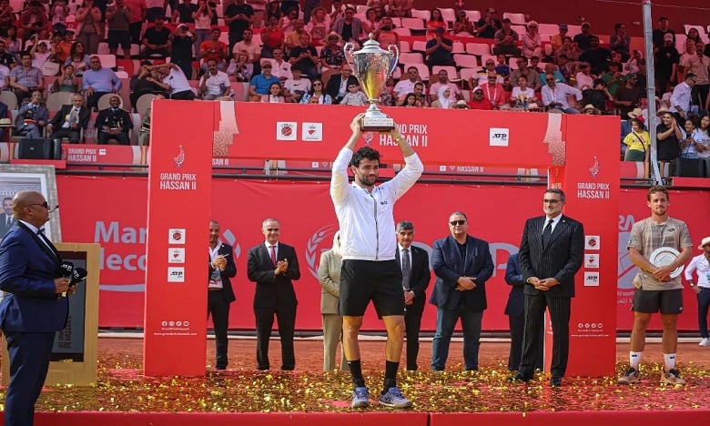 الإيطالي ماتيو بيريتيني يتوج بطلا بالجائزة الكبرى الحسن الثاني للتنس في نسختها 38 بمراكش