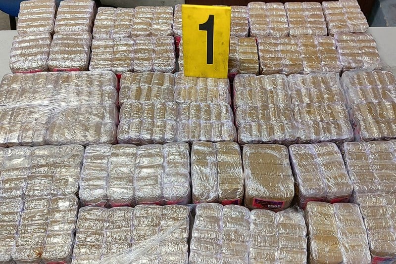 إحباط عملية تهريب 570 كيلوغراما من مخدر الشيرا