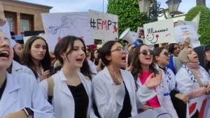 طلبة الطب يعلنون عن تنظيم مسيرة وطنية