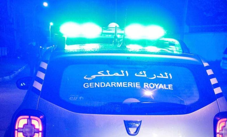 توقيف ثلاثة أشخاص في شاطئ الصفيحة يشتبه في استهلاكهم لممشروبات الكحولية بإحدى المقاهي