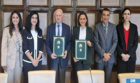التوقيع على اتفاقية شراكة تهدف إلى دعم البحث والتطوير في المجال الرقمي