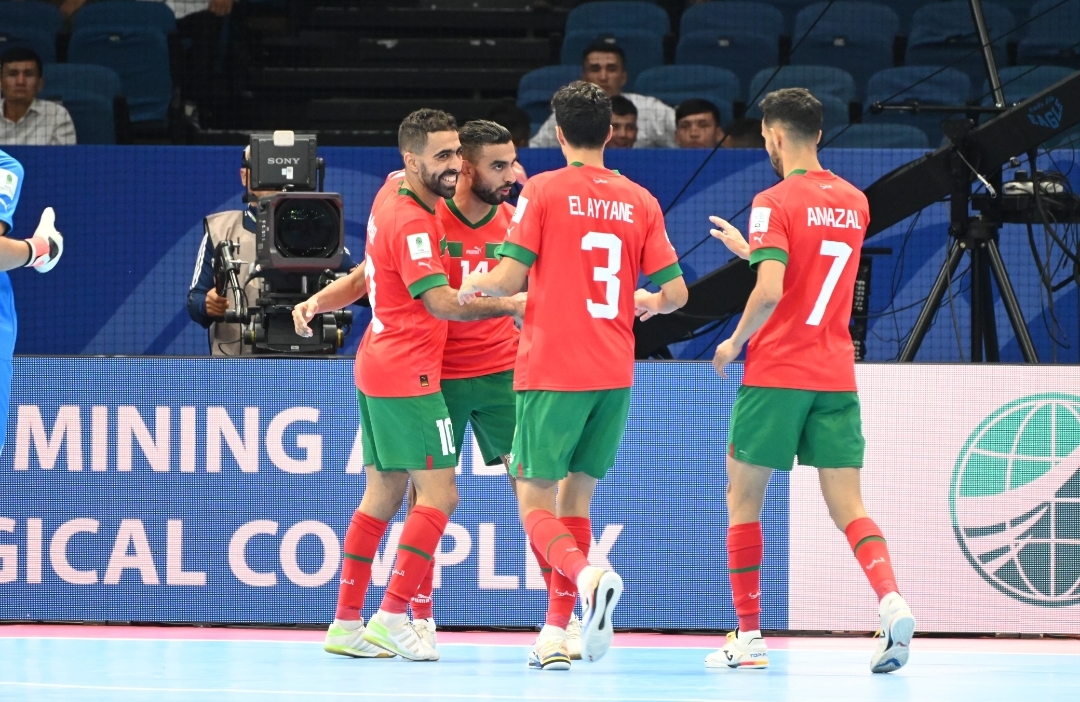 المنتخب الوطني داخل القاعة يحقق الفوز في أول مباراة له