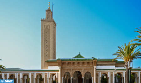 وزارة الأوقاف والشؤون الإسلامية تنظم حفلا دينيا بمناسبة تخليد “يوم المساجد”