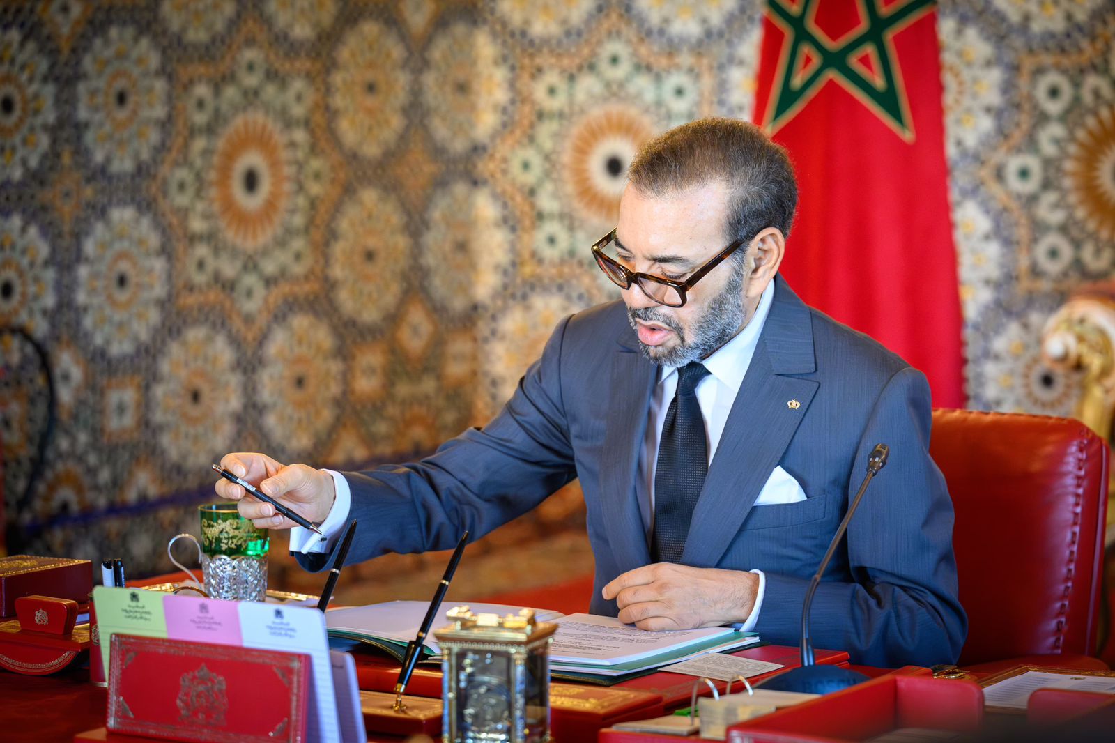 الملك محمد السادس يترأس مجلسًا وزاريًا بالقصر الملكي بالرباط لمناقشة قضايا استراتيجية