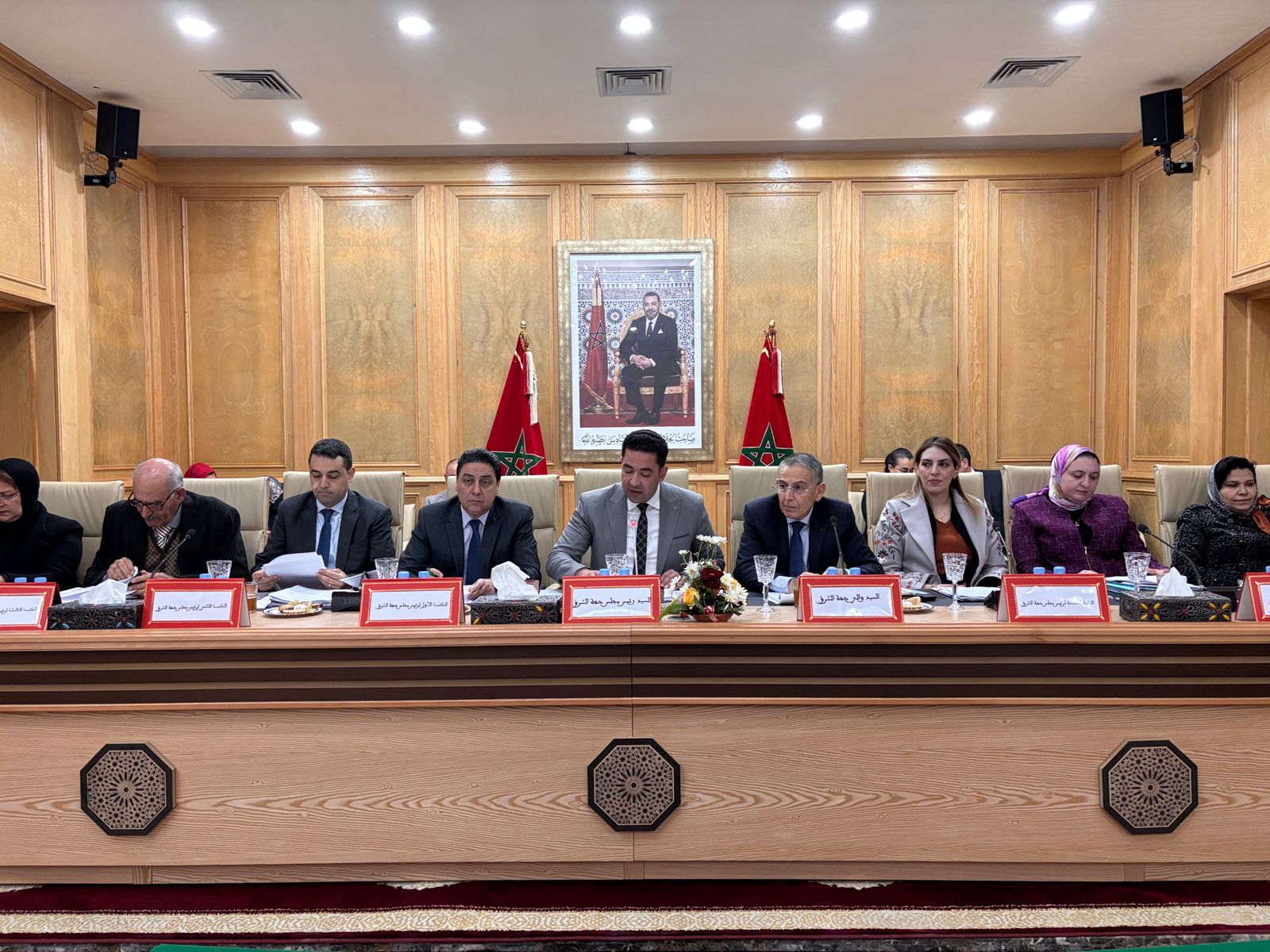 مجلس جهة الشرق يصادق على مجموعة من الاتفاقيات والمشاريع وبناء أسواق عصرية