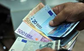 تحويلات المغاربة المقيمين بالخارج بلغت 108,67 مليار درهم