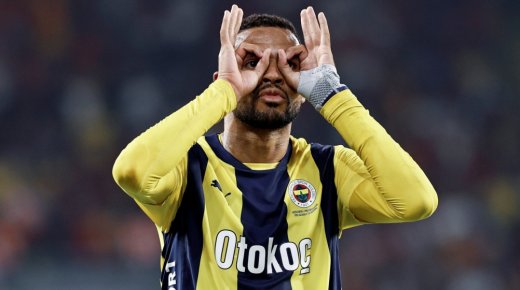 فنربخشه التركي يحدد قيمة انتقال يوسف النصيري
