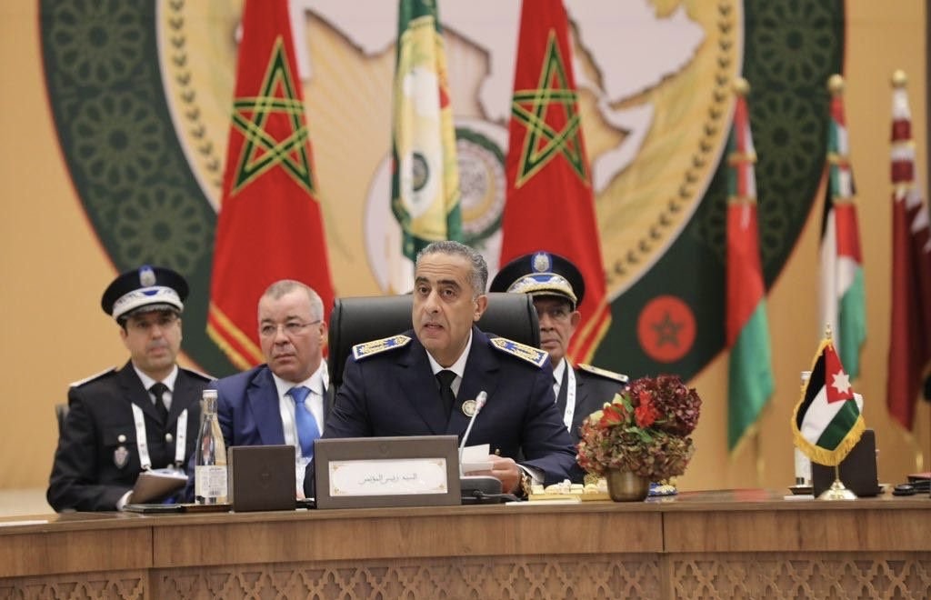 عبد اللطيف حموشي يُتوَّج بوسام الأمير نايف للأمن العربي تقديراً لإسهاماته الأمنية المتميزة