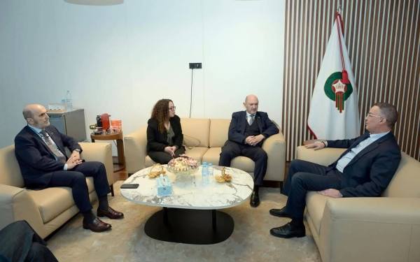 لقجع ولوزان يناقشان تحضيرات كأس العالم 2030 ..تعزيز التعاون بين المغرب وإسبانيا