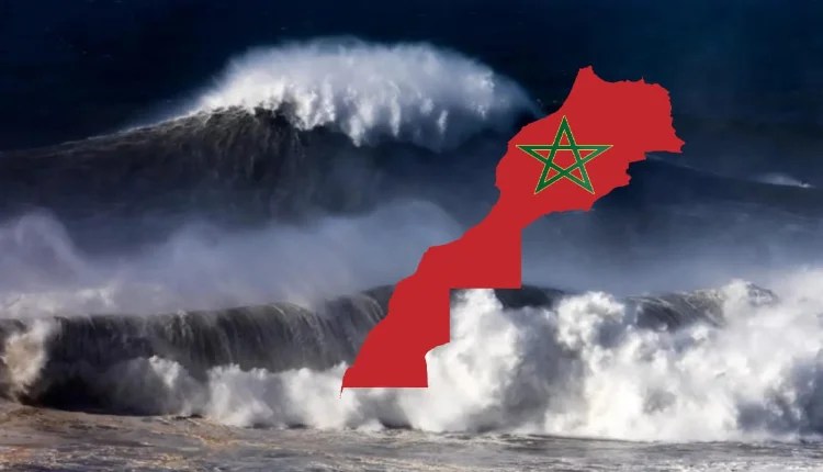 تحذير من أمواج عاتية ورياح قوية على سواحل المغرب