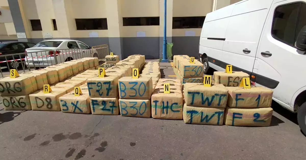 إحباط محاولة تهريب 107 كلغ من الشيرا بميناء طنجة المتوسط