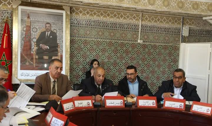 مجلس بركان يعقد دورة استثنائية لمناقشة قضايا تنموية هامة