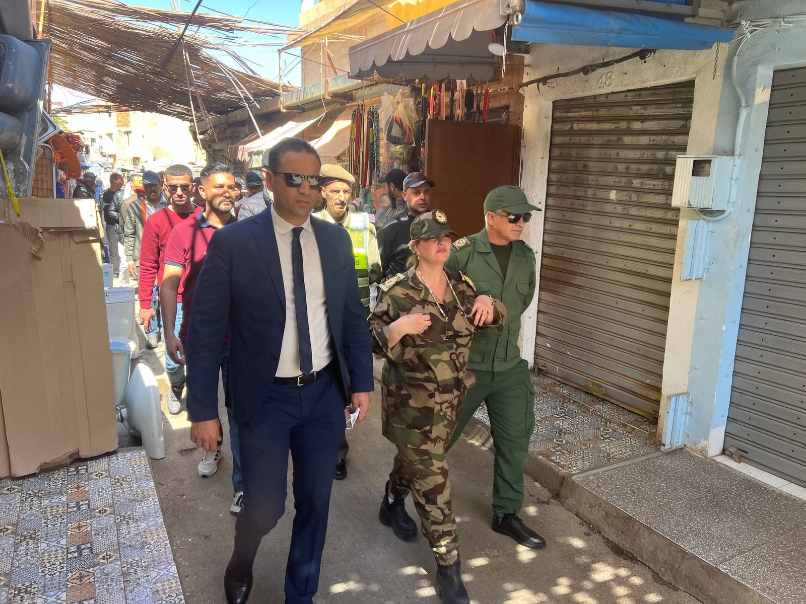 السلطات المحلية تمنع بيع الكلاب والقطط و ترفع الضرر عن الساكنة والتجار بسوق الكلاب