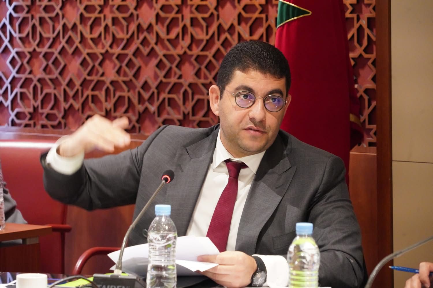 بنسعيد يقرع ناقوس الخطر: القراءة في المغرب بين الأزمة والأمل