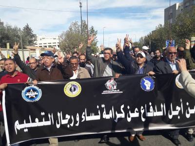 احتقان جديد في التعليم.. النقابات تتهم الوزارة بـ”التهرب” وتلوّح بالتصعيد