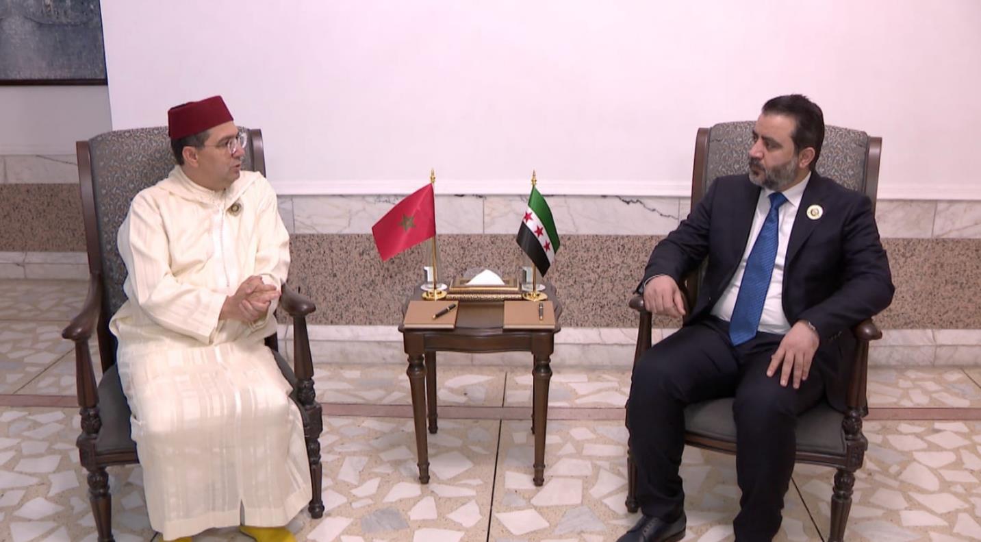 المغرب وسوريا يعلنان إعادة فتح السفارتين وتعزيز العلاقات الثنائية