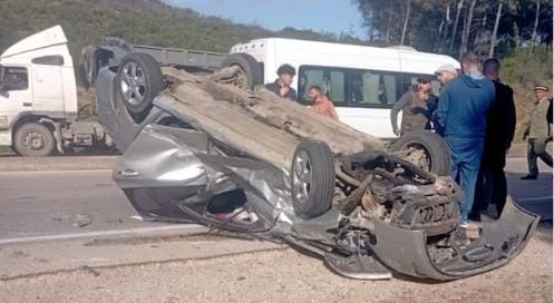 وفاة شرطي وإصابة 7 أشخاص في حادث مروع بين طنجة وتطوان