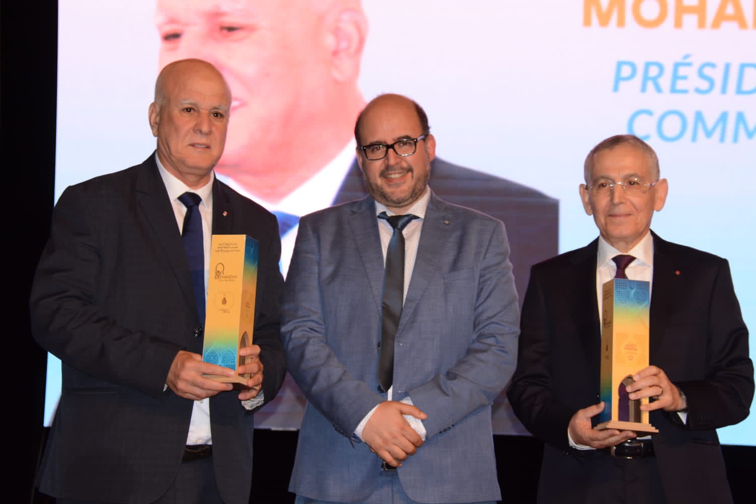وجدة: مهرجان عُلوم الشرق يَحْتَفِي بخريجي ثانوية عمر بن عبد العزيز ويُكَرِّمُ مواهب الذكاء الاصطناعي