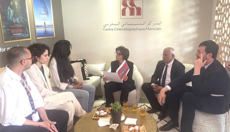 وزيرة الثقافة الفرنسية تزور الجناح المغربي في مهرجان كان السينمائي