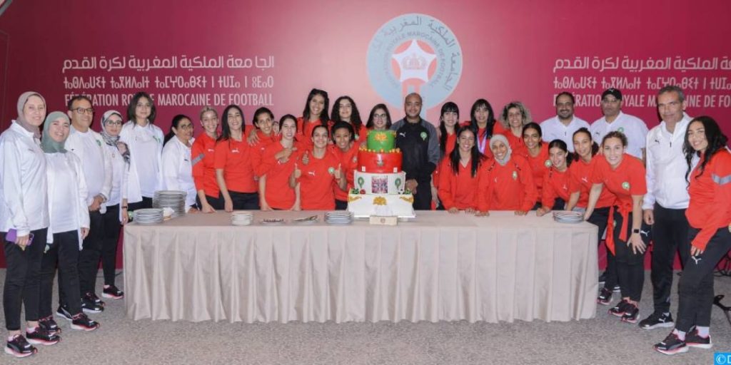 تتويج تاريخي.. الجامعة تكرم لبؤات القاعة بعد الفوز بأول كأس إفريقية