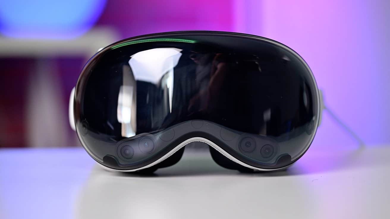 أبل تدخل سباق النظارات الذكية لمنافسة Ray-Ban Meta