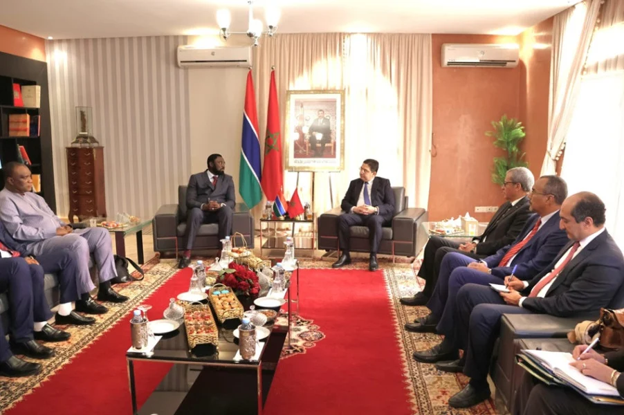 غامبيا تجدد دعمها الكامل لمغربية الصحراء وتشيد بالموقف البريطاني