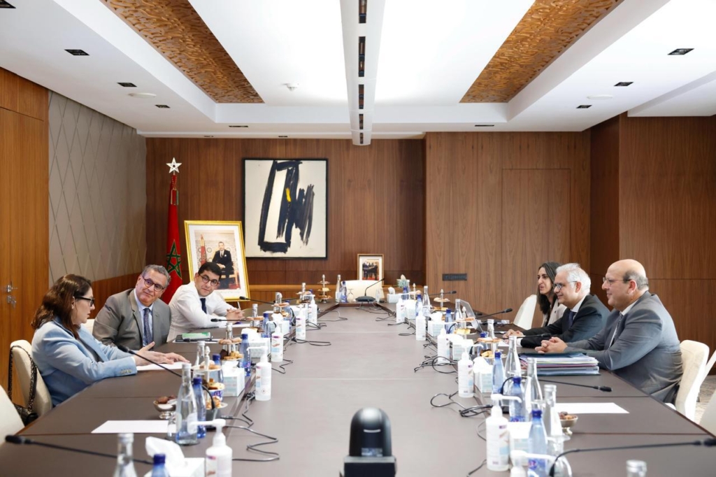 اجتماع رئاسة الأغلبية الحكومية يشيد بإنجازات الدولة الاجتماعية ونمو الاقتصاد الوطني