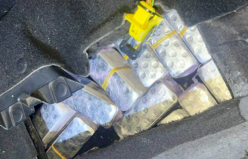 إحباط تهريب 102 ألف قرص مهلوس بمعبر باب سبتة واعتقال سيدة إسبانية من أصل مغربي