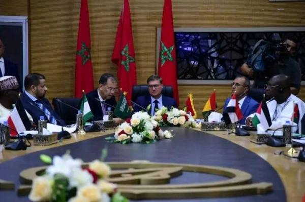 في الصحراء المغربية.. منصة دولية تدعو لتجديد مهنة الصحافة وحماية الجمهور من التضليل