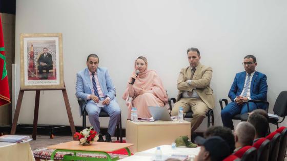العيون تحتضن منتدى جهويا حول الديمقراطية التشاركية وسط دعوات لتبسيط مساطر العرائض وولوج المعلومة