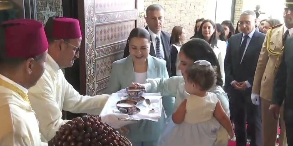 السيدة الأولى للسلفادور تحل بسلا في زيارة عمل للمغرب وتُستقبل من طرف الأميرة للا أسماء