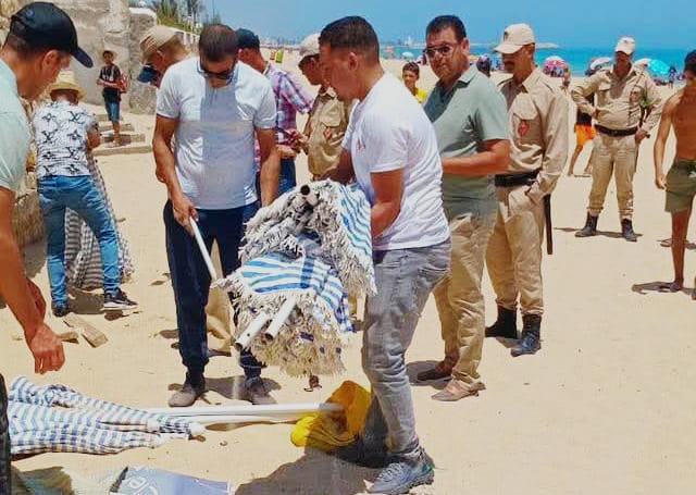 سلطات المضيق الفنيدق تحرر شواطئها من العشوائيات الصيفية