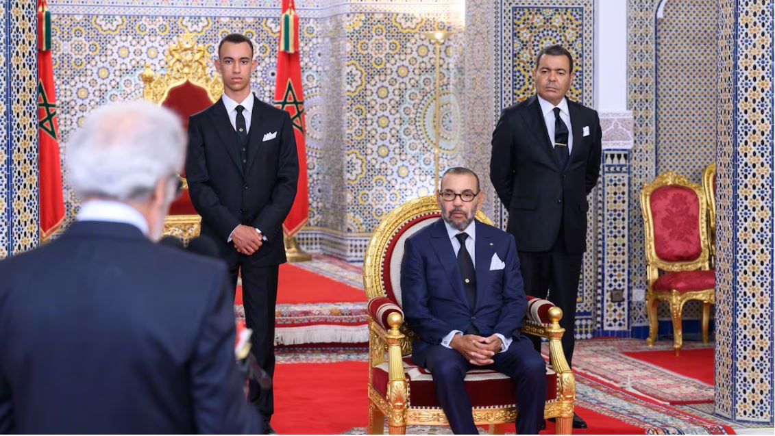 الملك محمد السادس يتسلم تقرير بنك المغرب: سنة مفصلية في مسار التنمية والانتعاش