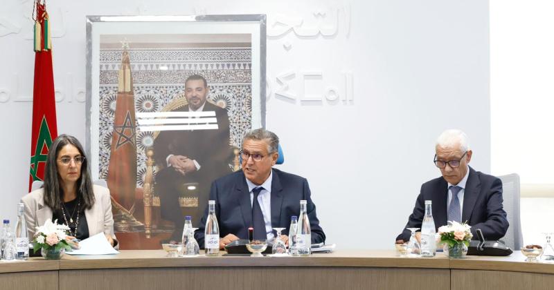 التجمع الوطني للأحرار: التزام بدعم المؤسسات ومواجهة التحديات السياسية والاقتصادية