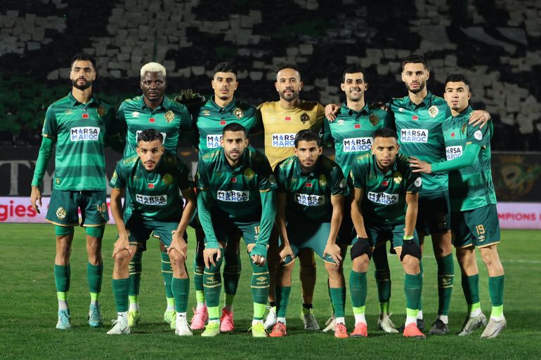 الرجاء يقطع الطريق على أندية الخليج ويتمسك ببلعمري وبولكسوت