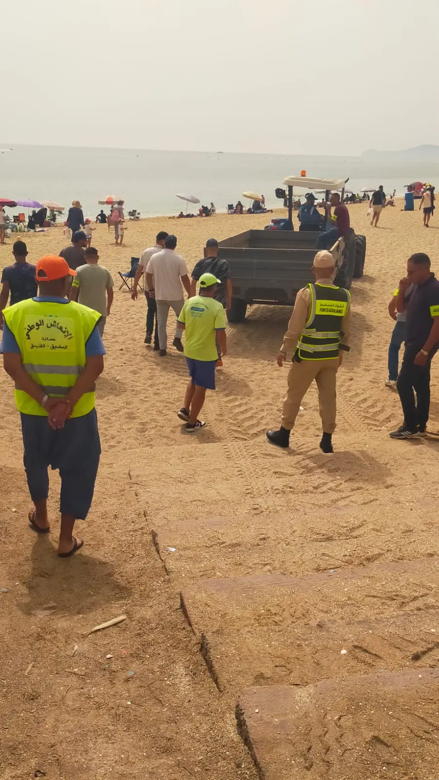المضيق.. السلطات تشن حملة واسعة لتحرير الشواطئ من الاستغلال العشوائي