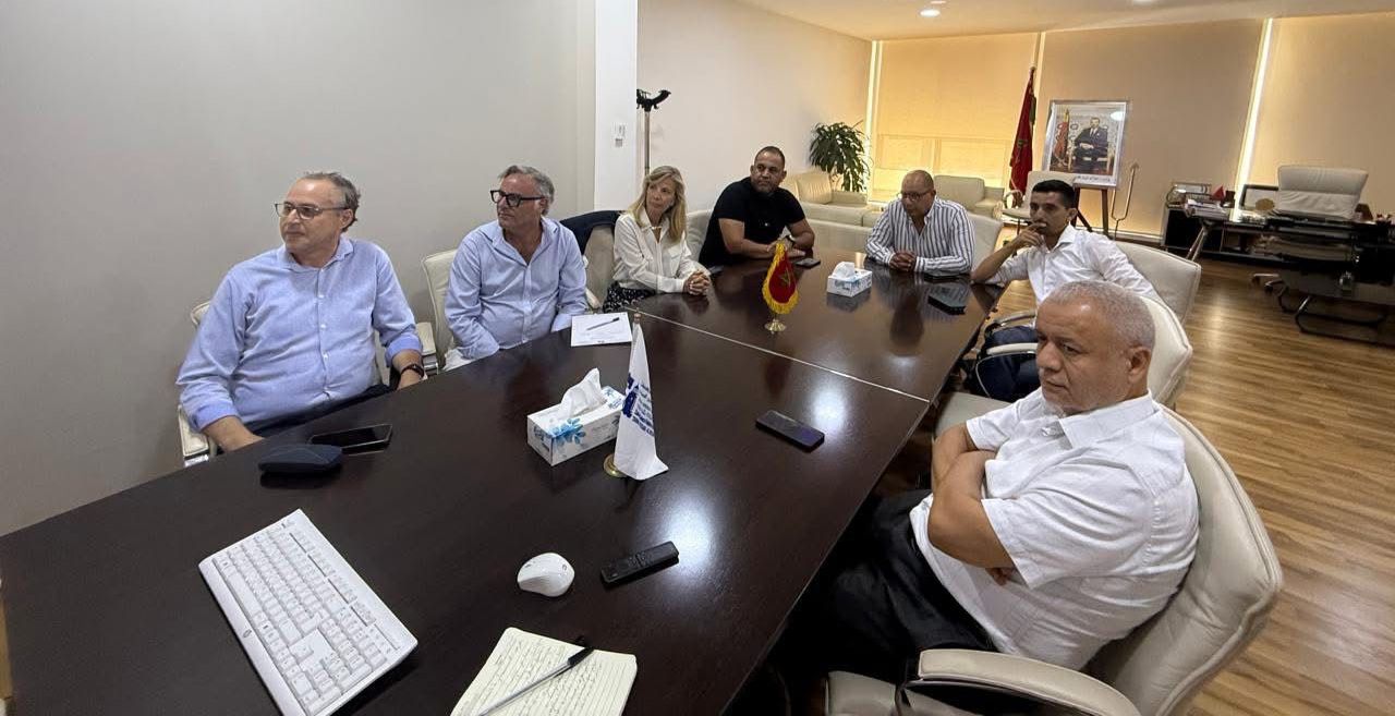 طنجة تجذب مستثمرين بريطانيين في الحلول الرقمية والمدن الذكية