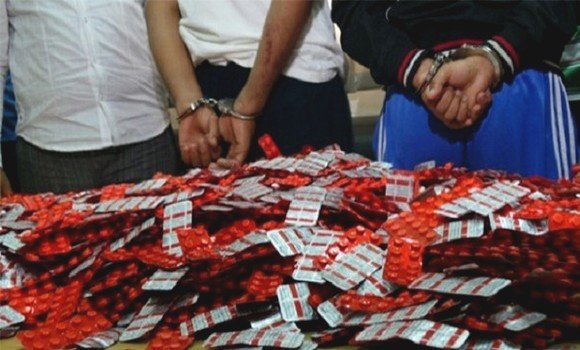 تفكيك شبكة للمخدرات وحجز كوكايين وأقراص مهلوسة