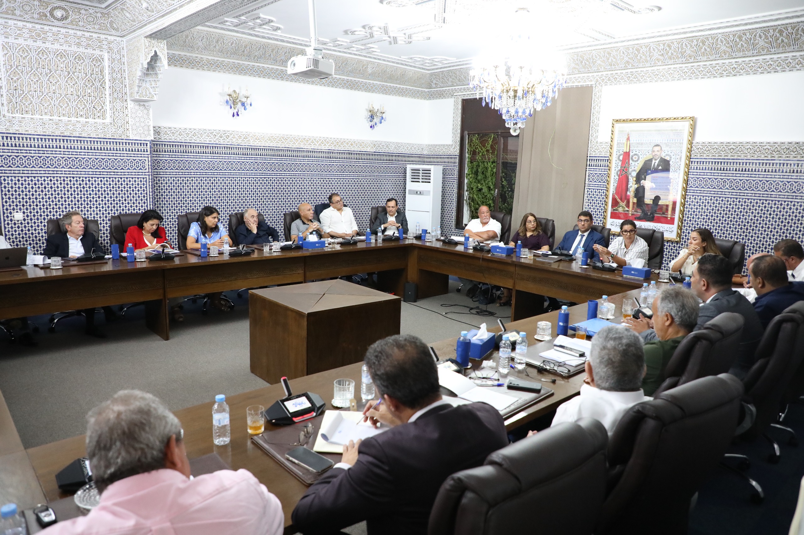 الأصالة والمعاصرة يقترح ميثاقا انتخابيا جديدا وتشديد العقوبات لضمان نزاهة الاستحقاقات