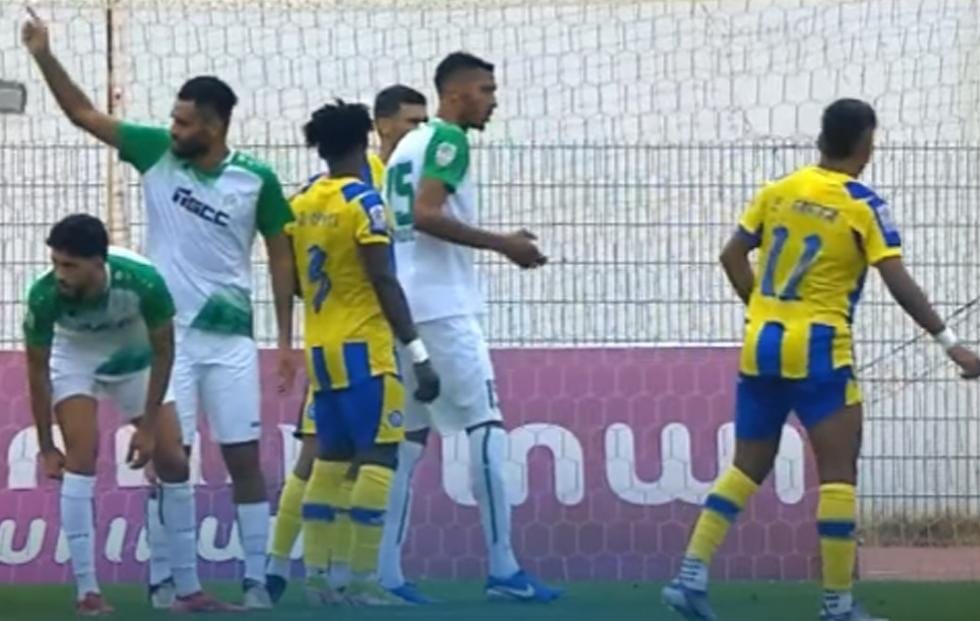 تعادل سلبي يحسم مواجهة نهضة الزمامرة والدفاع الجديدي في الدوري الاحترافي