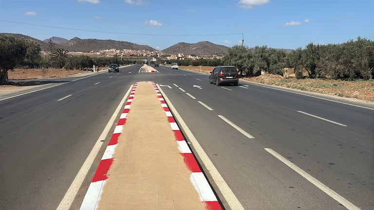 الطريق الوطنية رقم 16.. أشغال التوسعة توشك على نهايتها لتعزيز ربط الناظور بمينائه الاستراتيجي