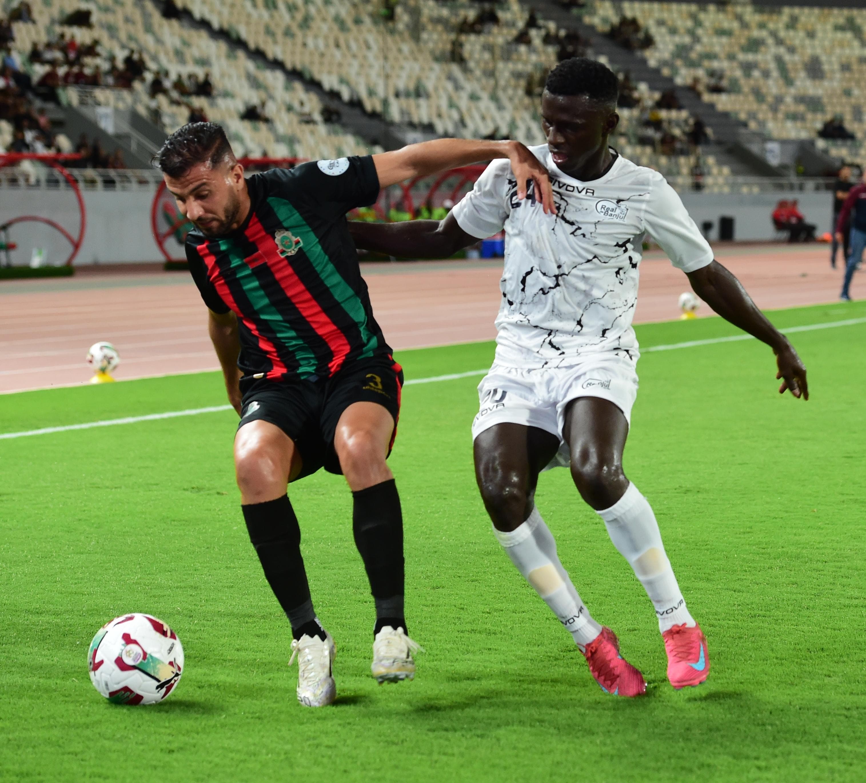 الجيش الملكي يعبر إلى الدور الثاني بدوري أبطال إفريقيا بعد إطاحته بريال بانجول