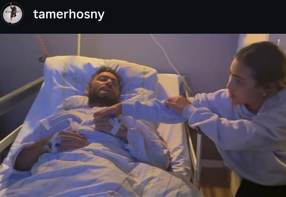 تامر حسني يجري عملية جراحية دقيقة ويكشف أول صورة من داخل المستشفى