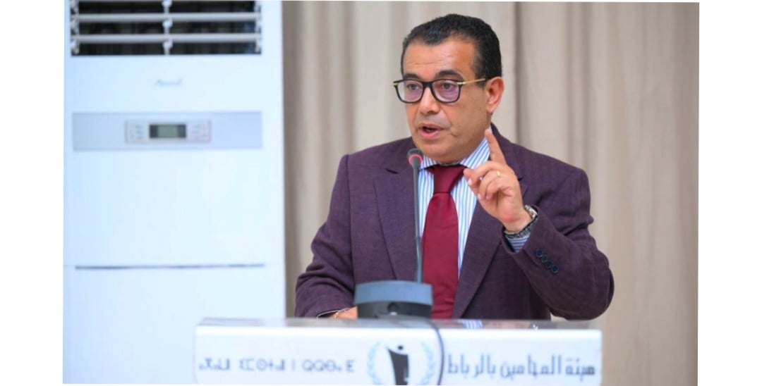 هيئة المحامين بالرباط تستنكر إهانات طالت محامين خلال جلسة اللجنة المؤقتة للصحافة والنشر