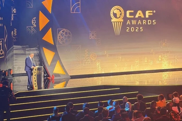 فوزي لقجع يتحدث عن دور المغرب في صناعة مستقبل كرة القدم الإفريقية خلال مؤتمر رياضي