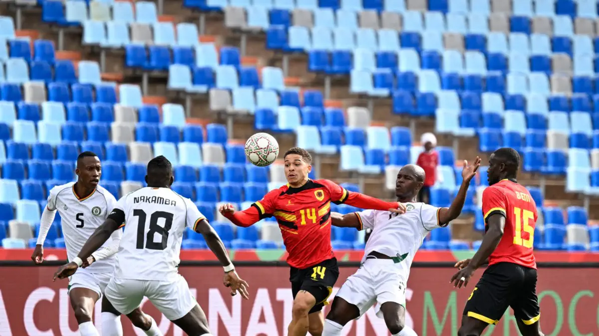 تعادل مثير بين أنغولا وزيمبابوي (1-1) في كأس أمم إفريقيا المغرب 2025